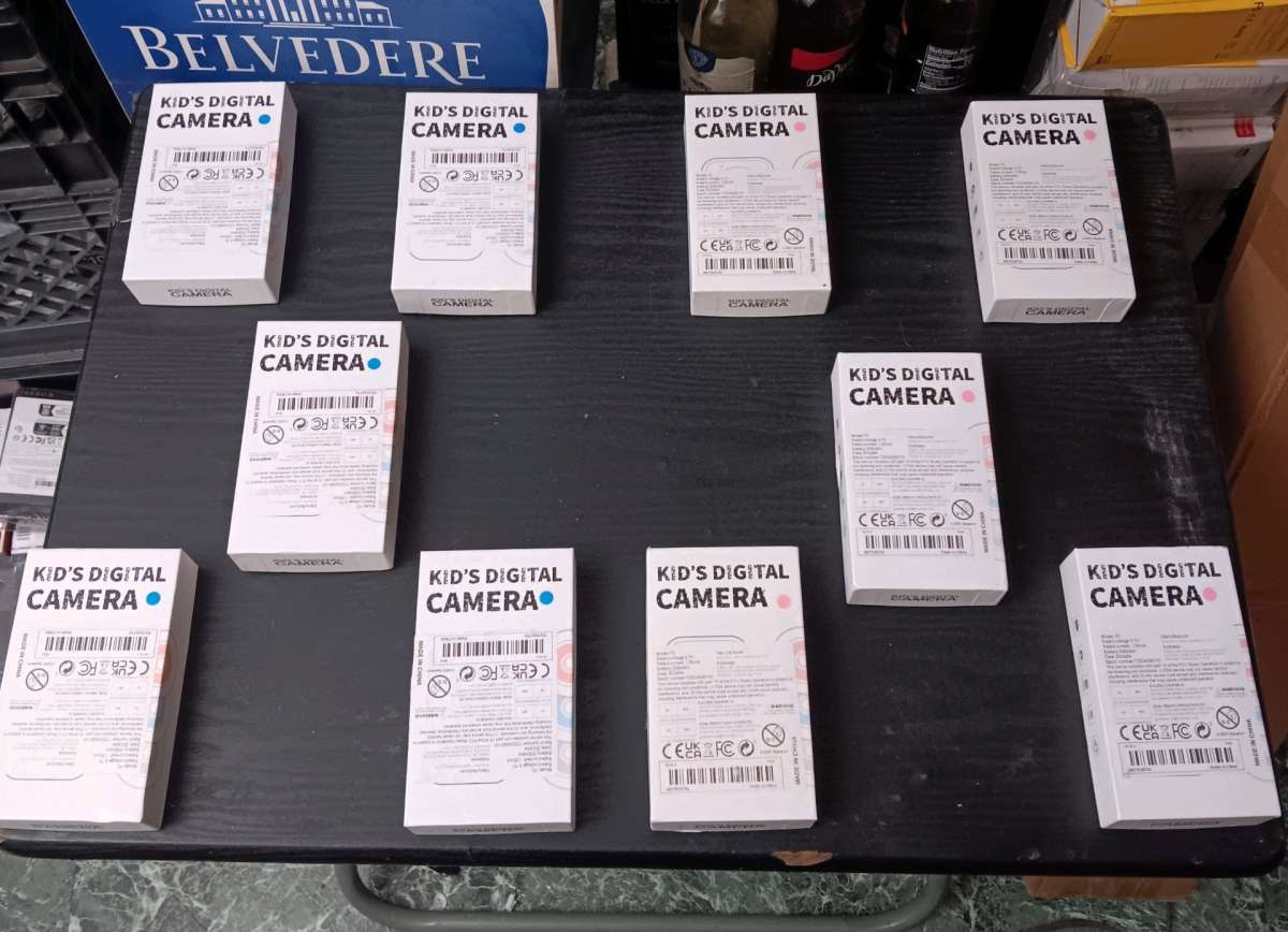 KIDS DIGITAL CAMERAS