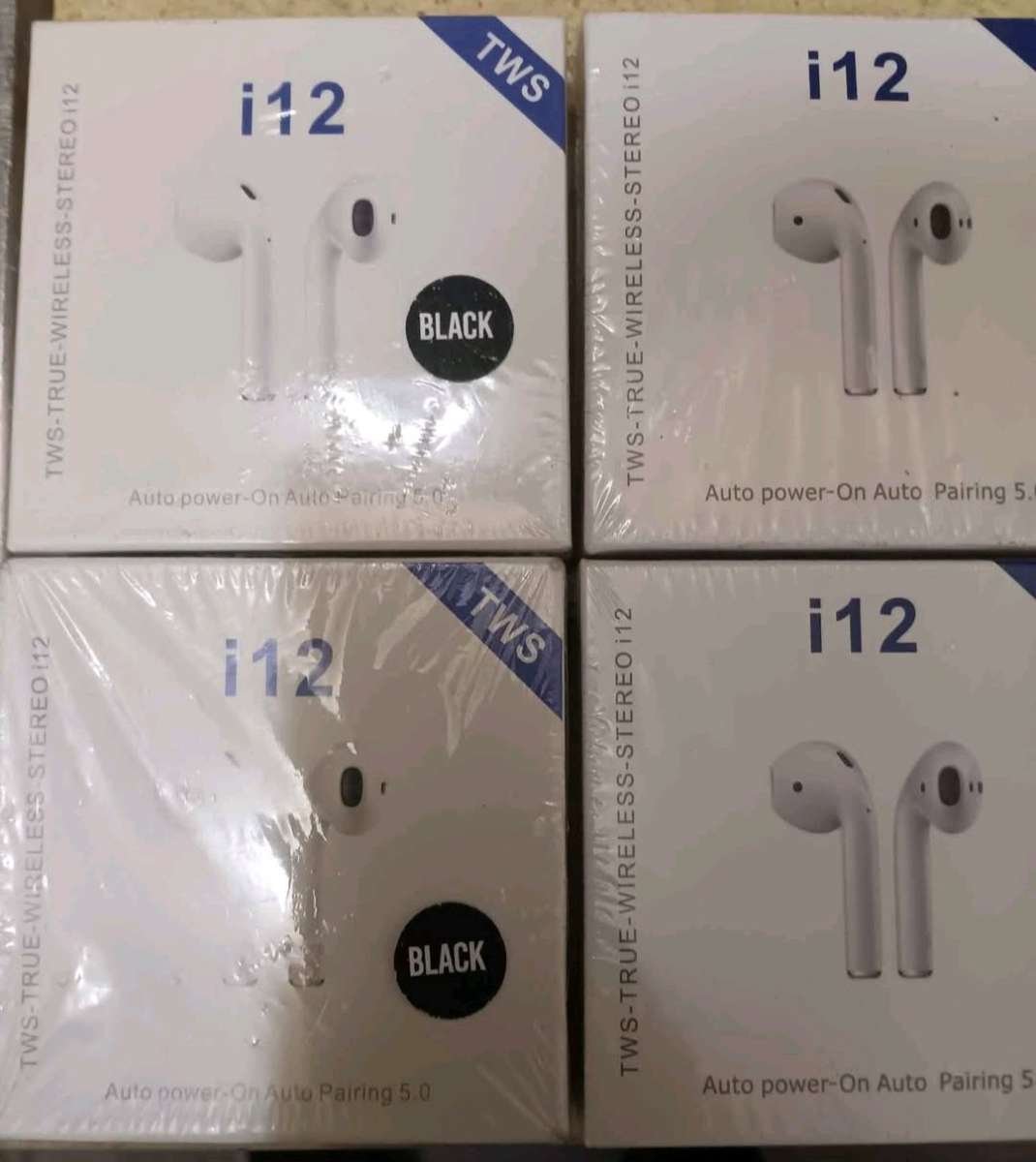 i12 TWS BLUETOOTH PODS