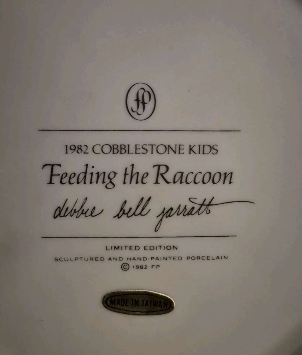 1982 LIMITED EDITION COBBLESTONE KIDS CERAMIC COLLECTIBLES