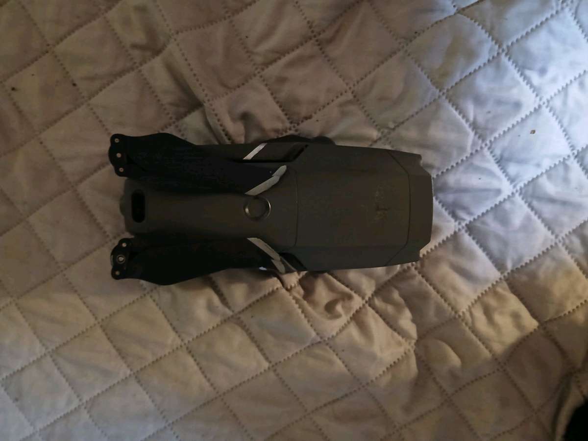 DJI Mavic 2 Pro with Controller 2 Batterys