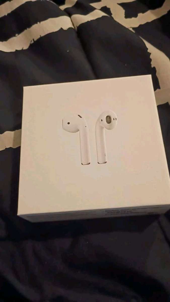 Apple AirPods Second Generation