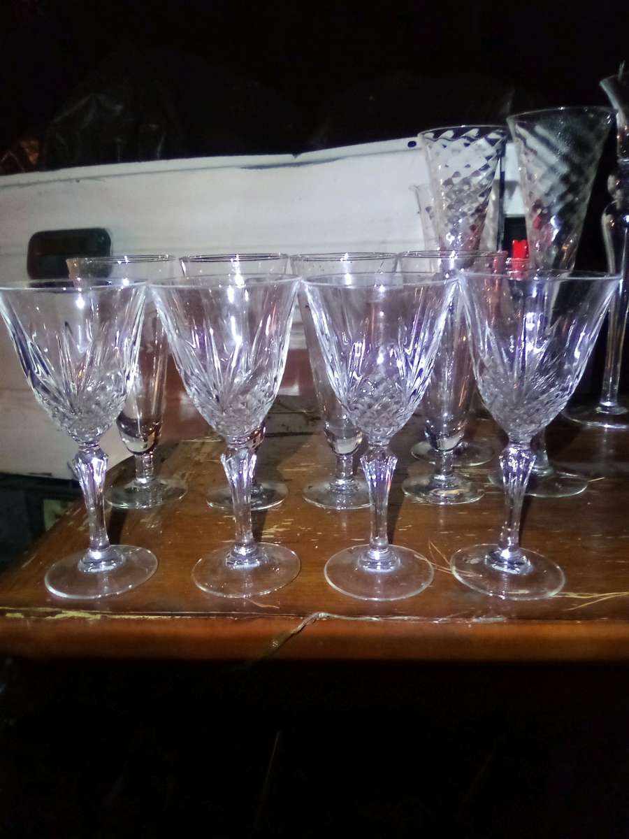 Set of 4 crystal glasses