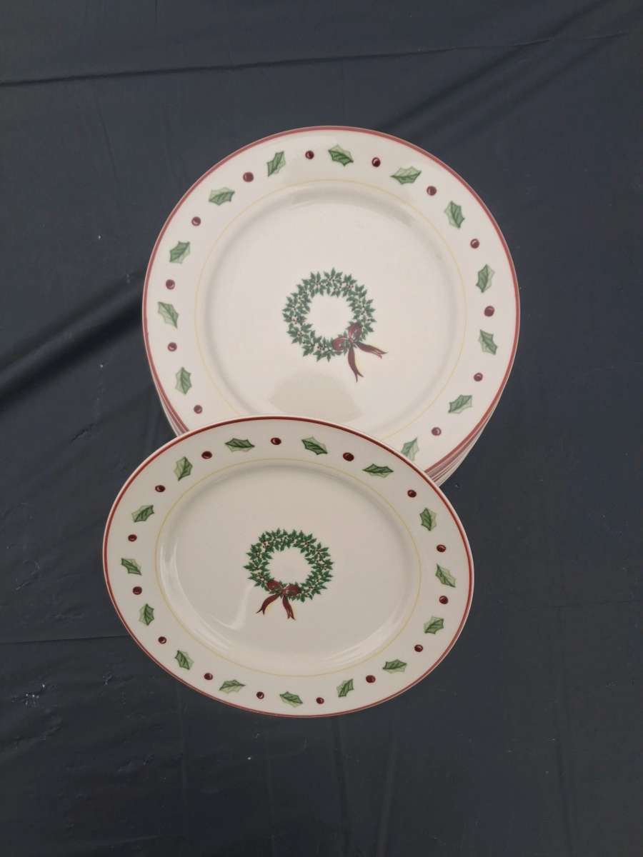 Retired Reef Plate Set