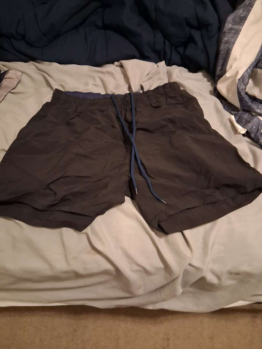 mens shorts