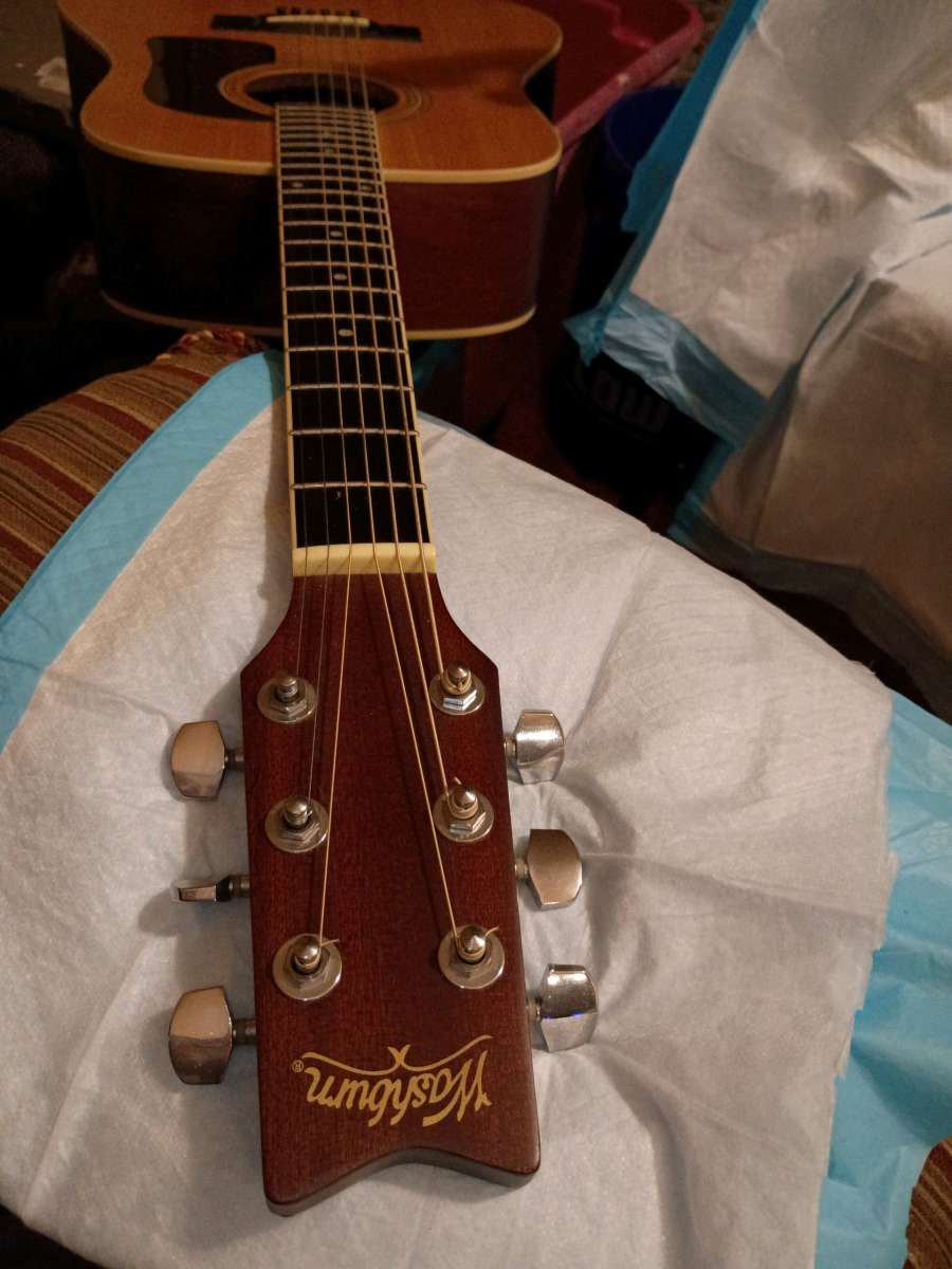 classic Washburn D series guitar