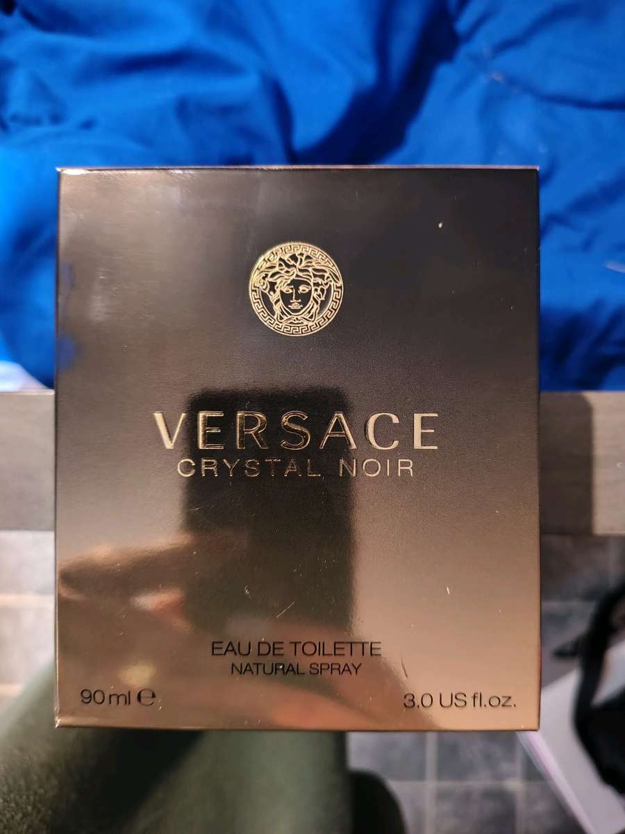 Versace Crystal Noir Perfume