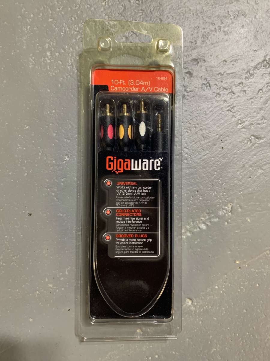 NEW Gigaware 10Foot Camcorder AV Cable 16894