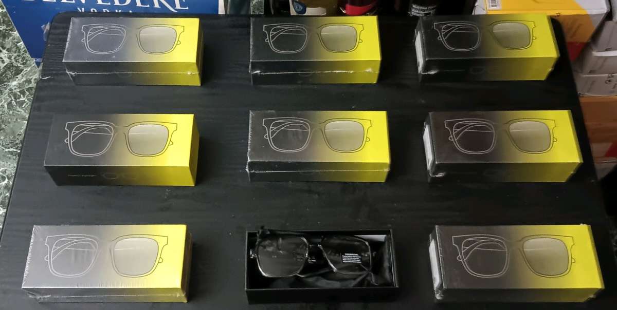 ROHS HIGH FASHION SMART GLASSES