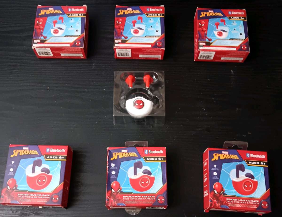MARVEL SPIDERMAN WIRELESS KIDS PODS