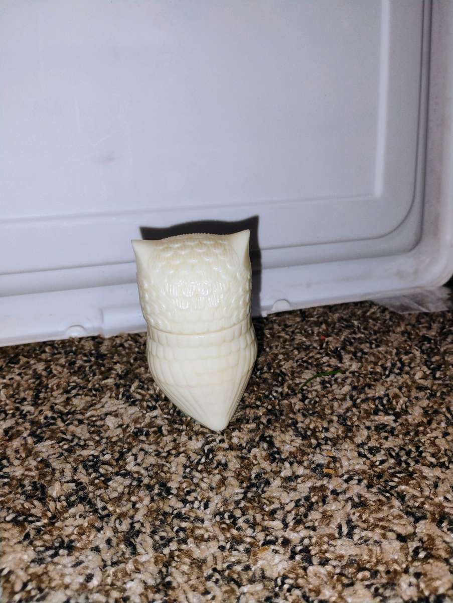 vintage avon screech owl milk glass perfume jar in amazing