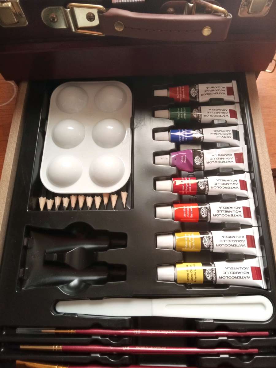 Travel easel complete with supplies