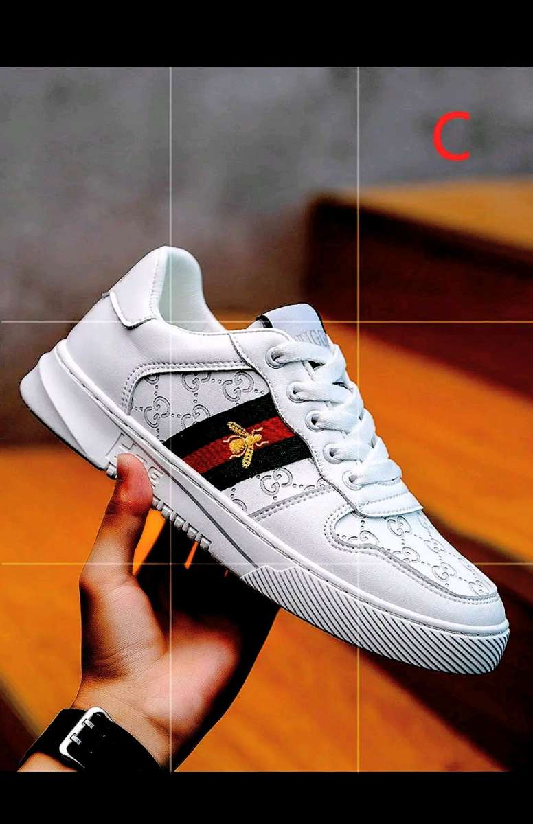 SPORTS SPRING WOMENMAN US SUZE 11