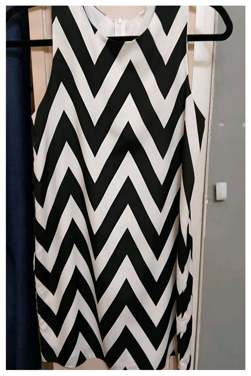 Everly Black and White Dress