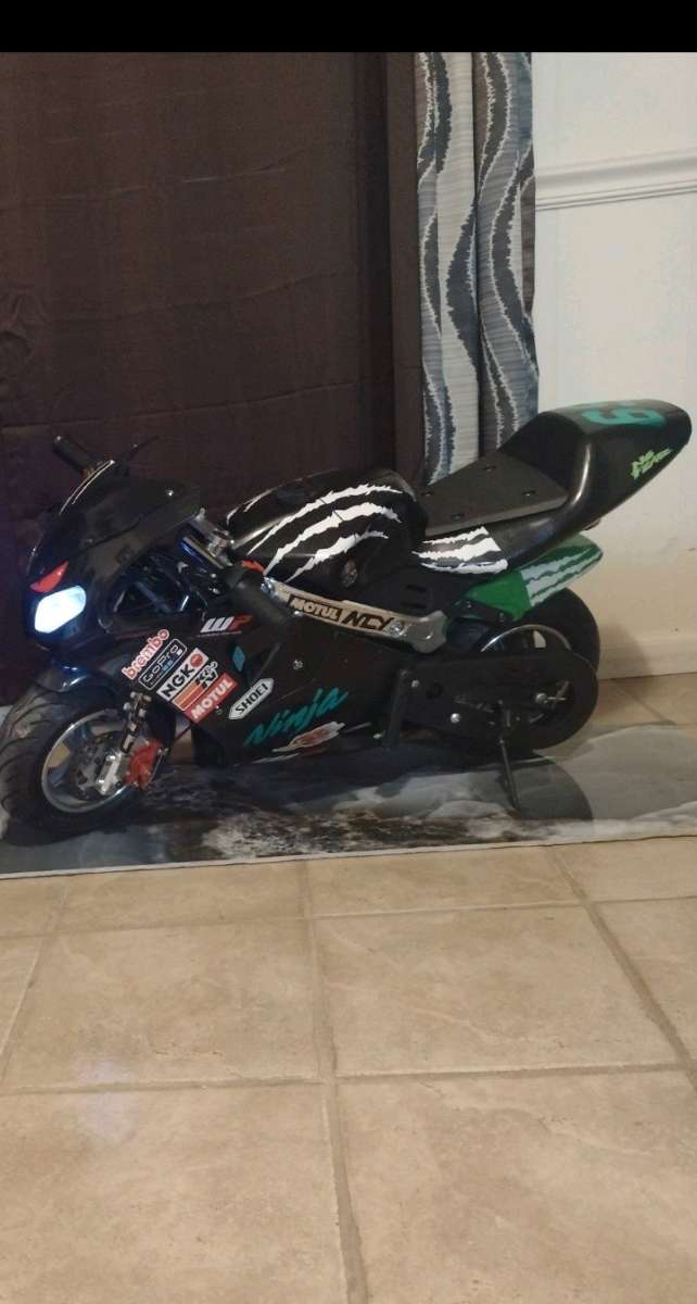 49cc 2 stroke gas pocket bike mini motorcycle 30 mph