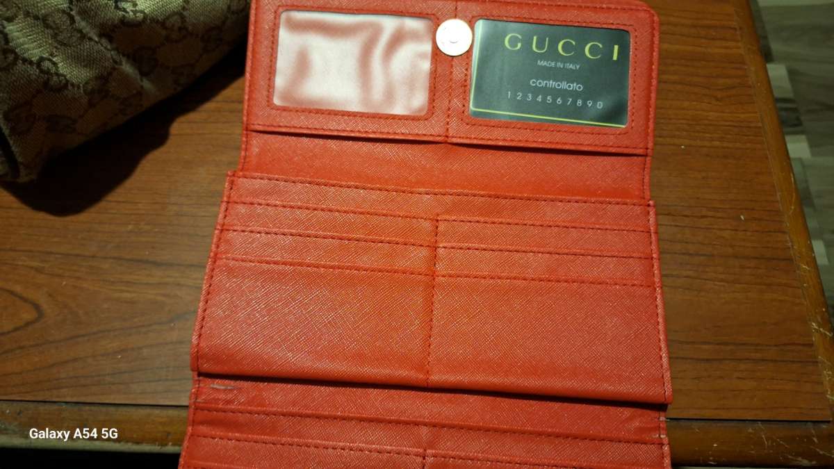 Gucci wallet
