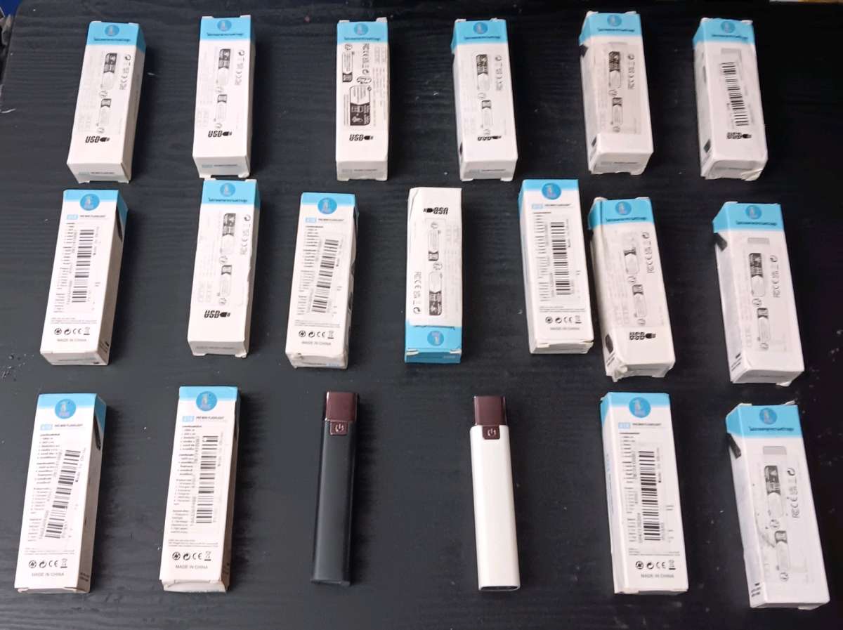 PAE MINI FLASHLIGHT POWER BANK