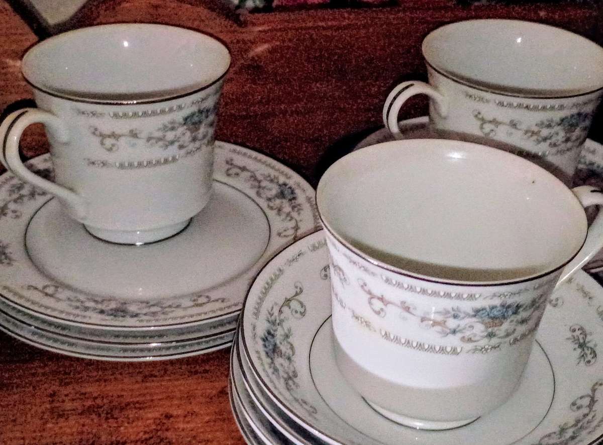 antique porcelain China dishware