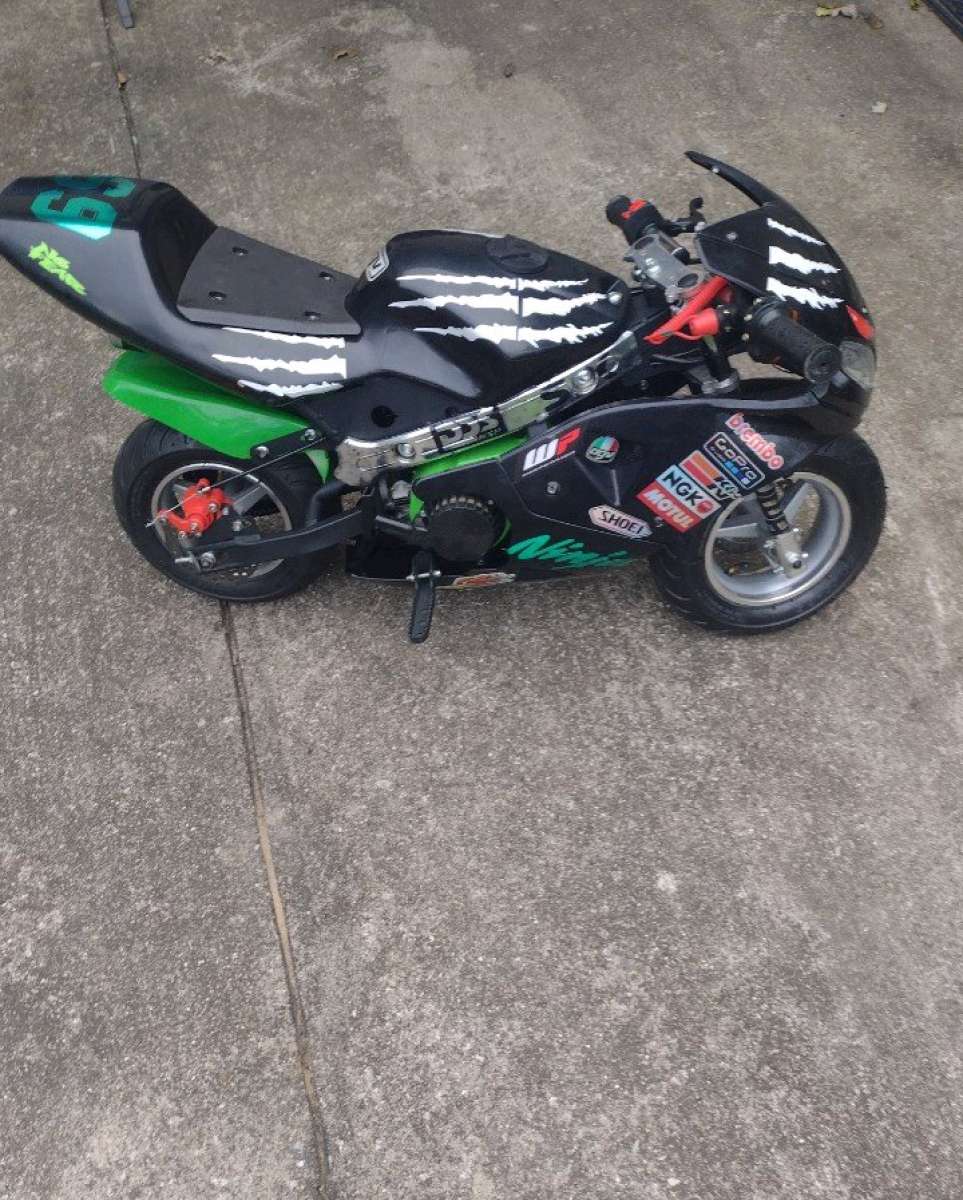 49cc 2 stroke gas pocket bike mini motorcycle 30 mph
