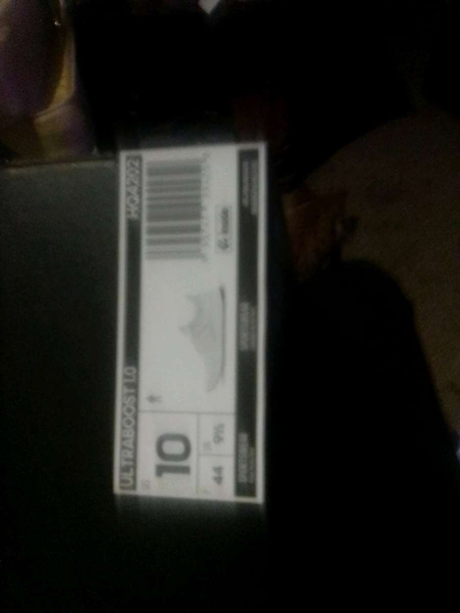 Mens Size 10 Adidas UltraBoost 10 Brand new