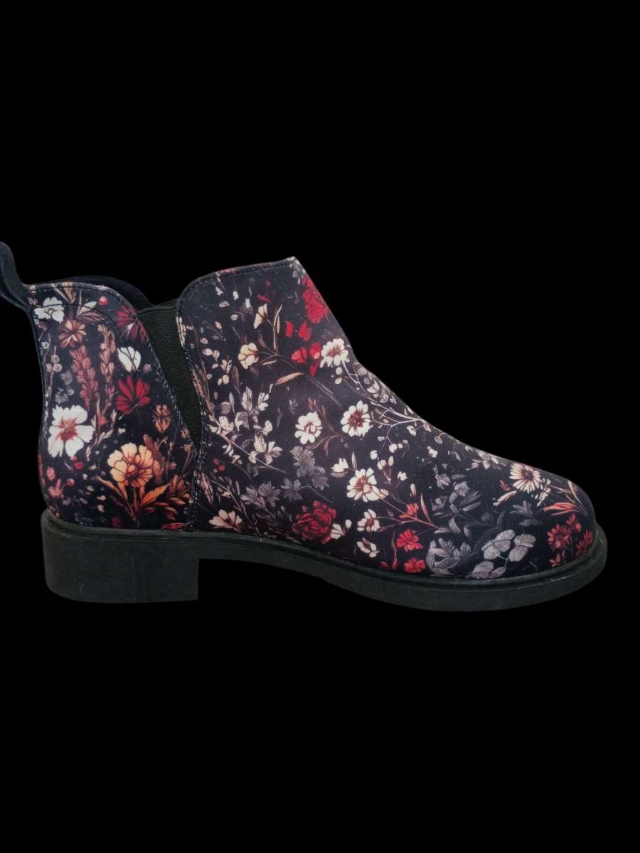 Rogue and Wolf Dark Fairytale Classic Gothic Ankle Boots Sz8