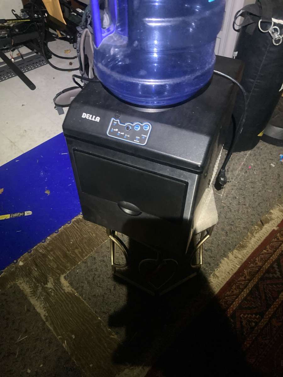 Della Water Dispenser with Ice Maker