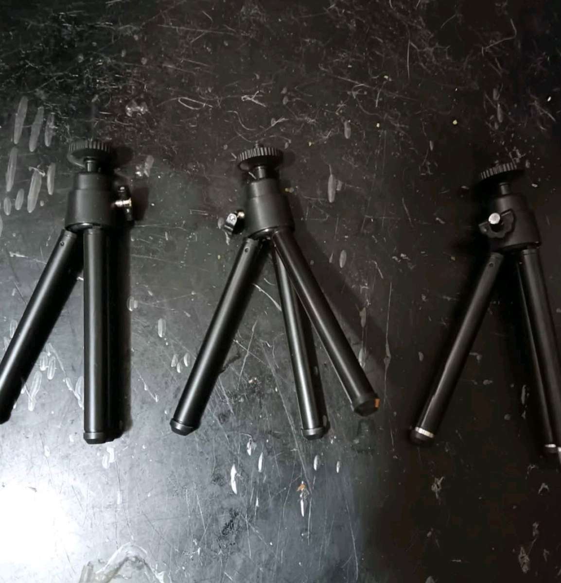 MINI TRIPOD PROJECTOR ADJUSTABLE STAND