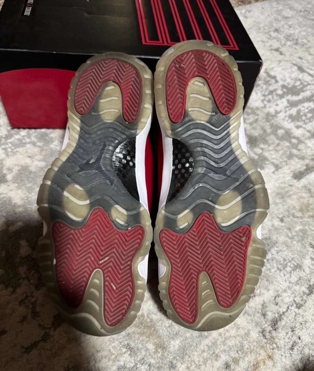 Air Jordan win like 96