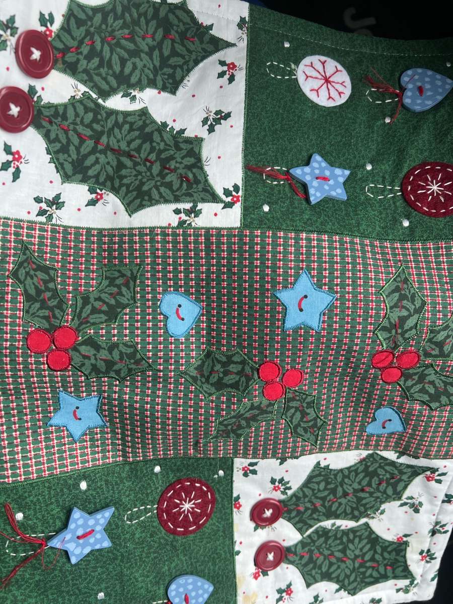 4 vintage Christmas placemats