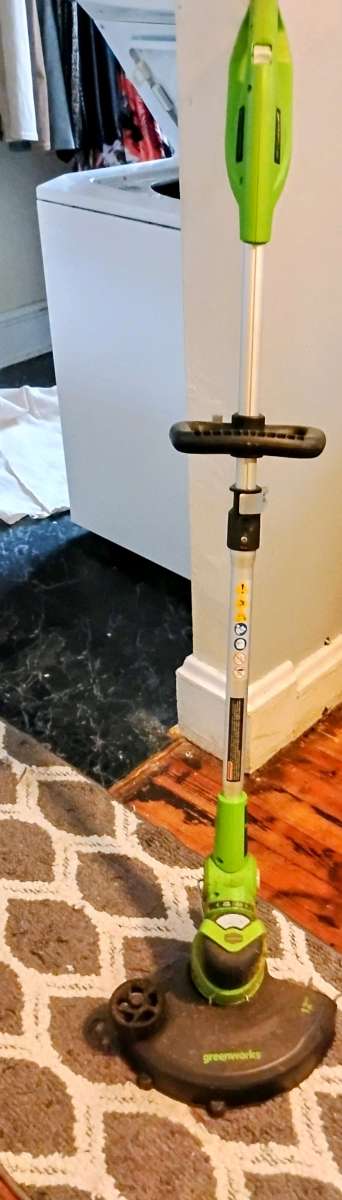 Greenworks 24 volt Trimmer