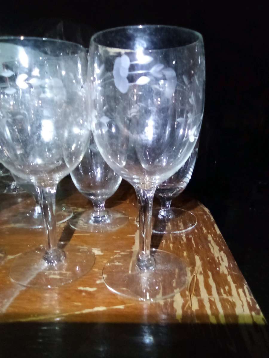 Set of 6 crystal glasses