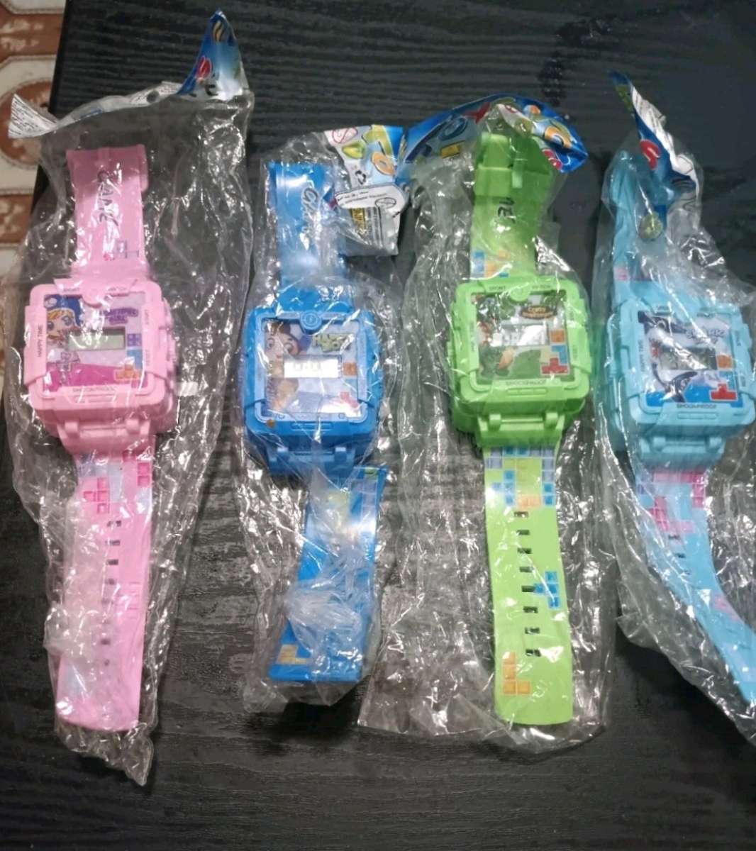 KIDS DIGITAL GAMING WATCHES