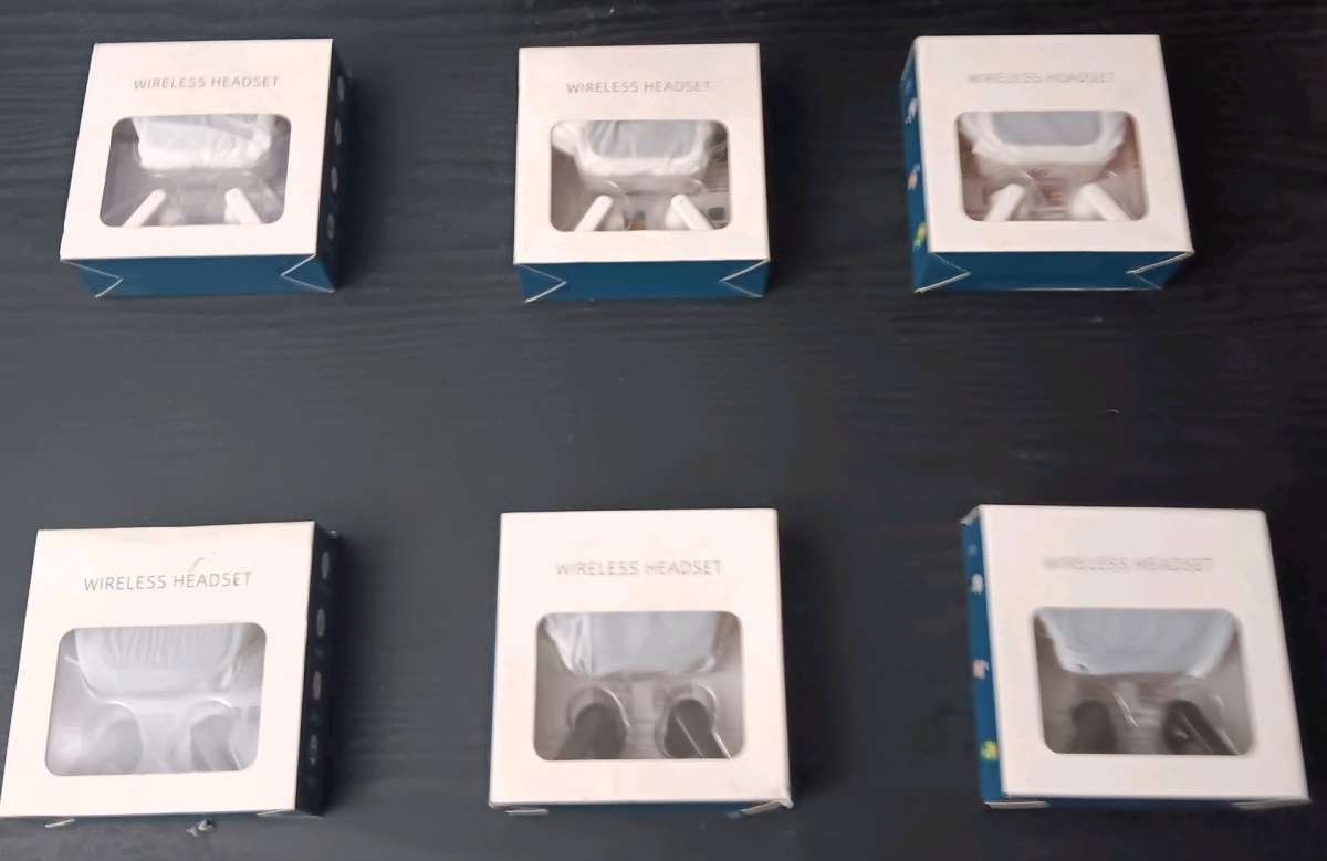 DONGGUAN TOUCH SCREEN SPEAKER CASE PODS