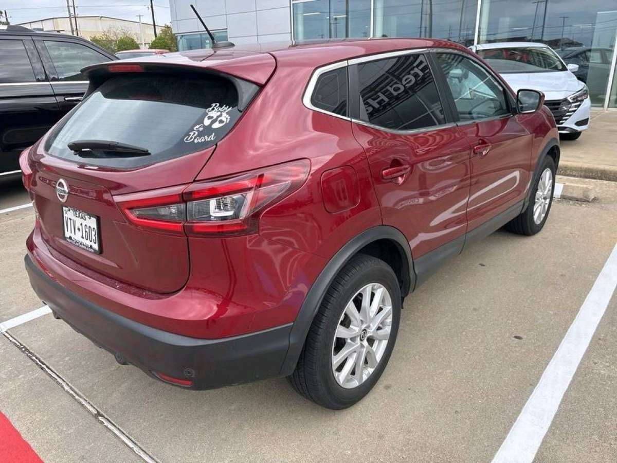 2022 Nissan Rogue Sports