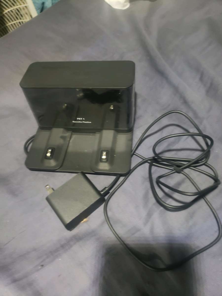 IRobot Roomba Essential Vacuum