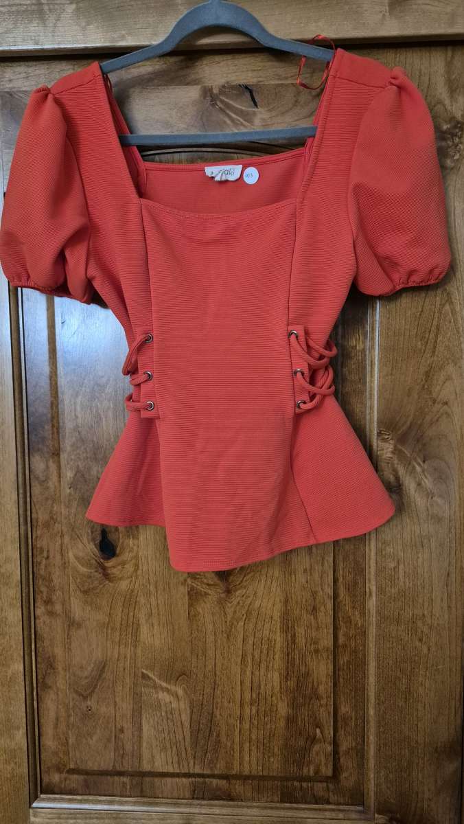 Meraki Coral Blouse