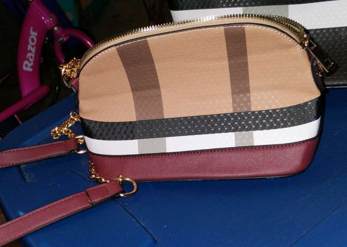 New York Atlantis purse an wallet