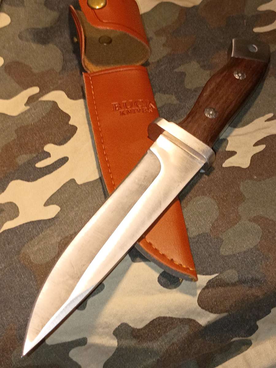 vintage Buck fixed blade knife