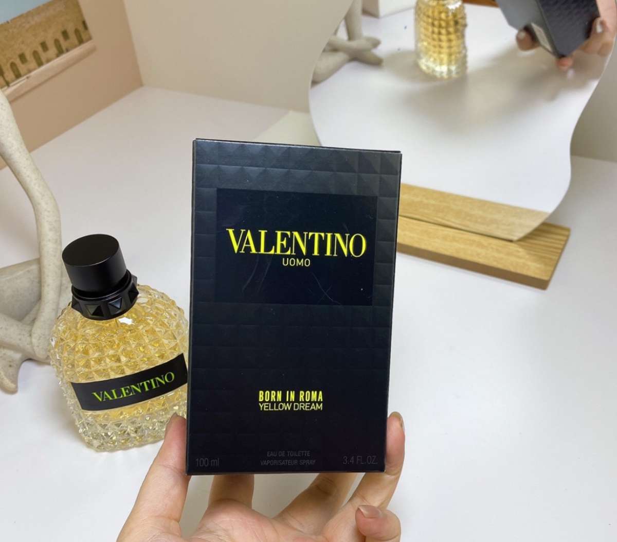 yellow Valentino cologne
