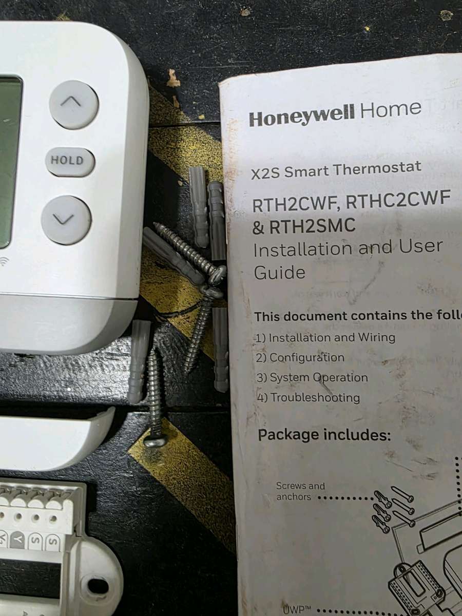 Honeywell Home X2S Smart Thermostat