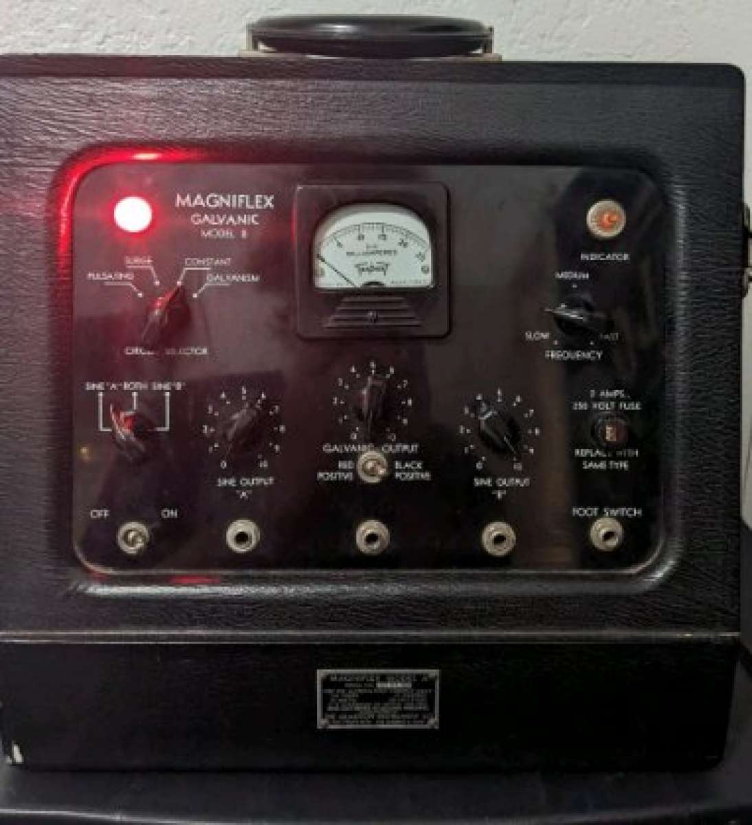 Vintage 1940s Asylum Shock Therapy Quackery Device POWERS ON