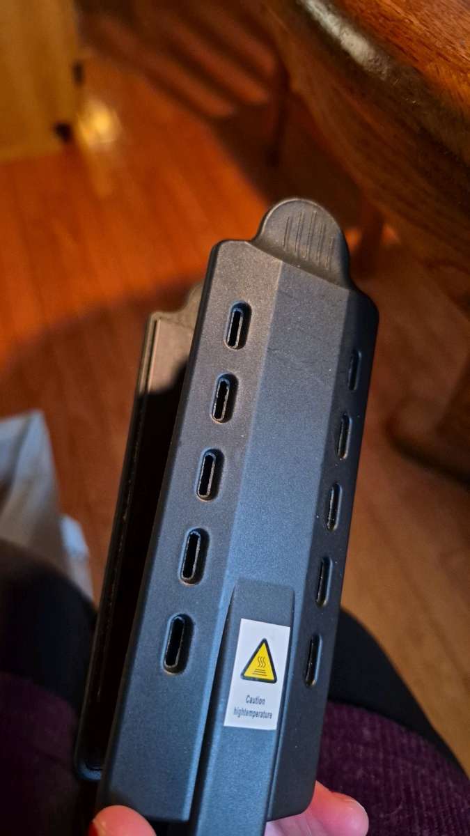 BRAND NEW WITHOUT BOX hair straightener