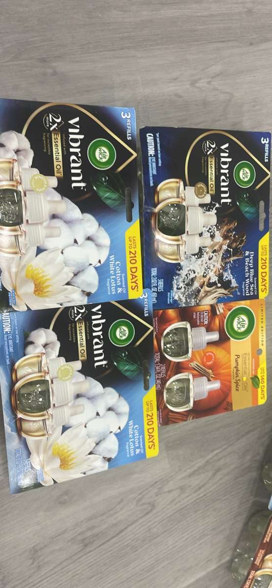 Air Wick Vibrant Scented Oils Plug In Scented Oil