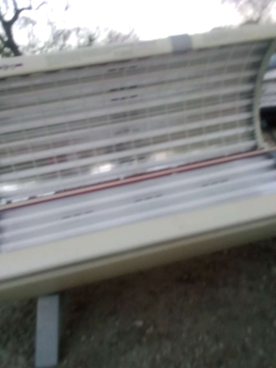 tanning bed