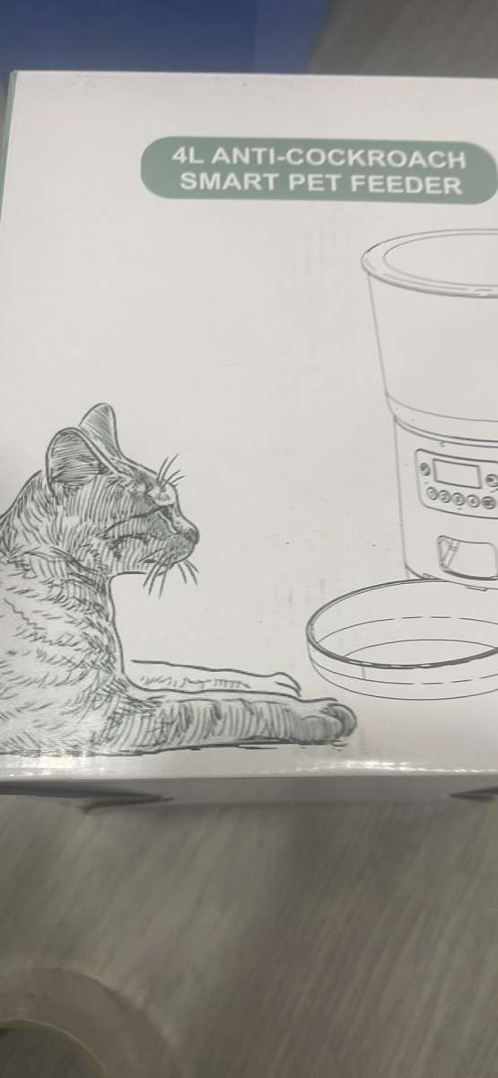 Automatic Cat Feeder with Camera