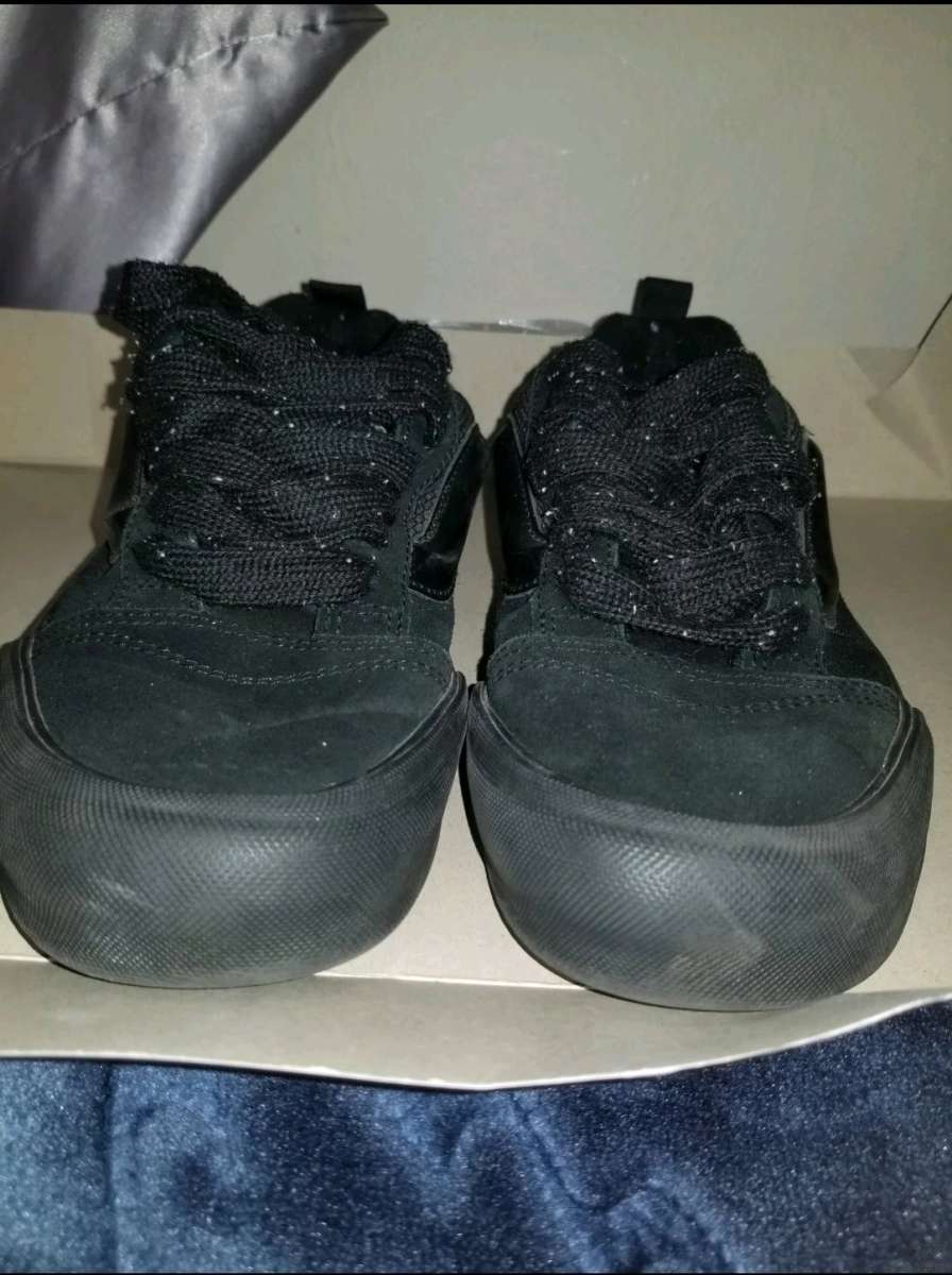 Vans KNU SKOOL SIZE 6 5 GS BOYS