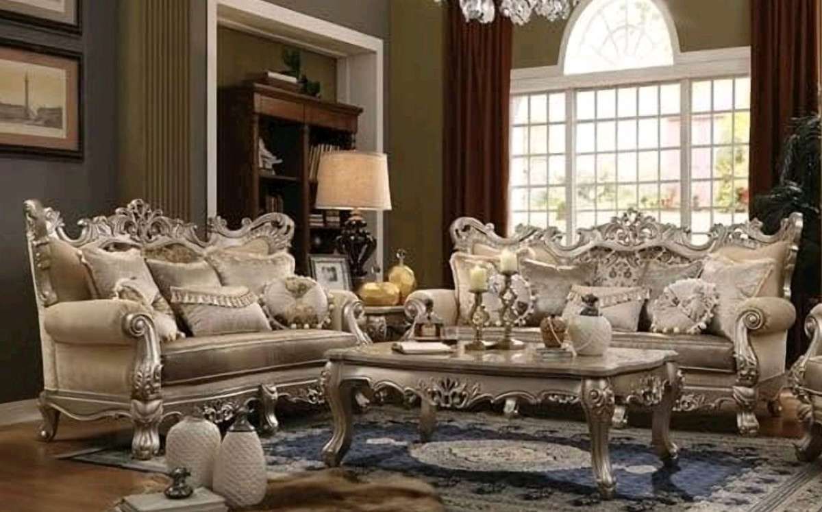 Sofa and loveseat set