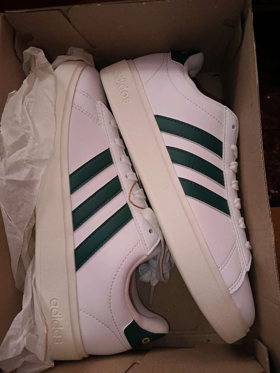 adidas sneakers 3