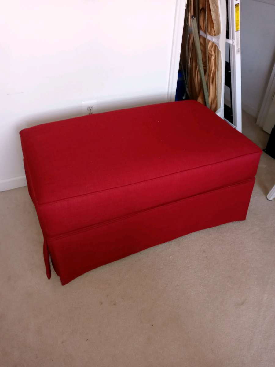 Fold out Love seat with autmum