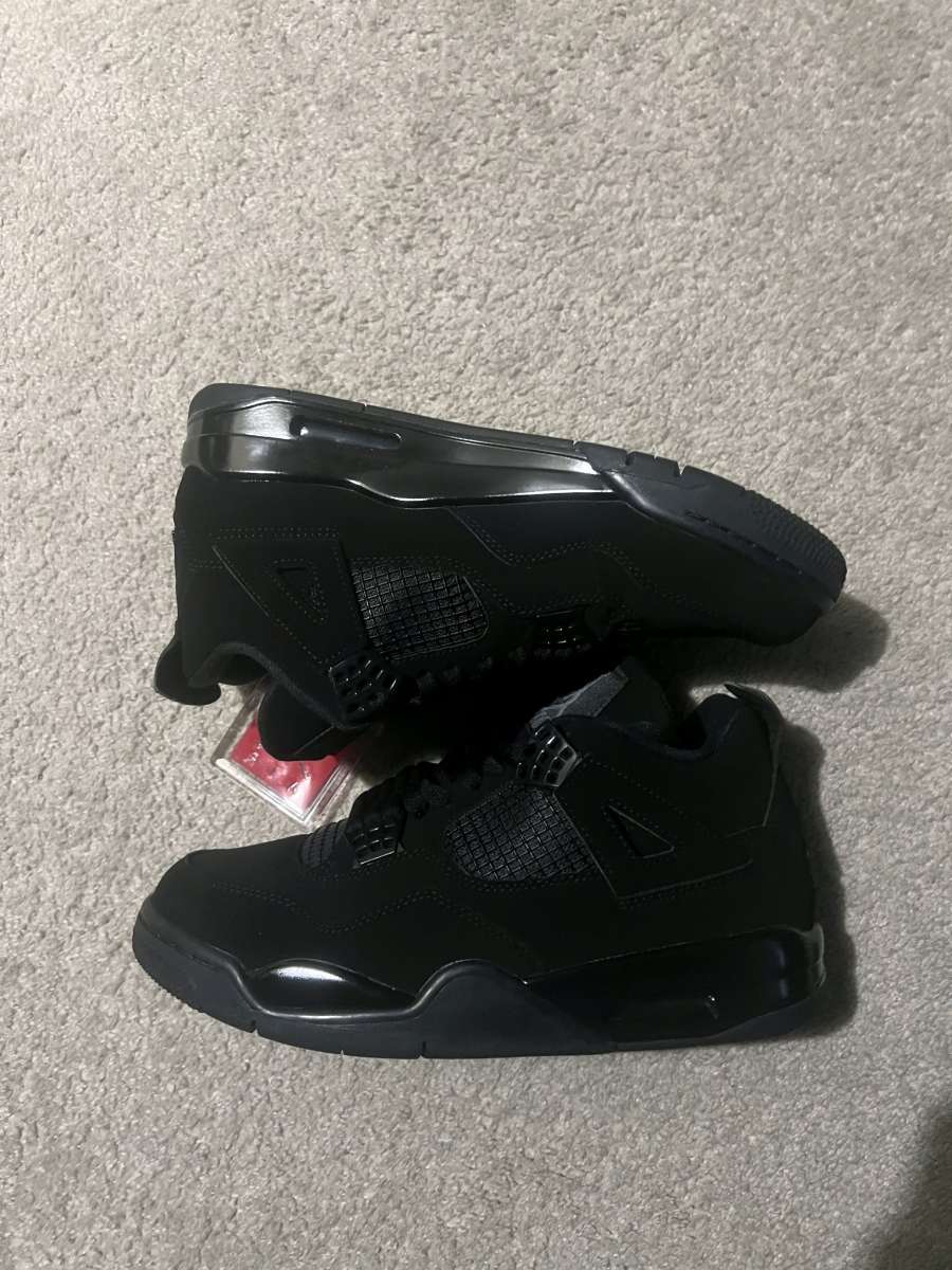 Jordan 4 Black Cats