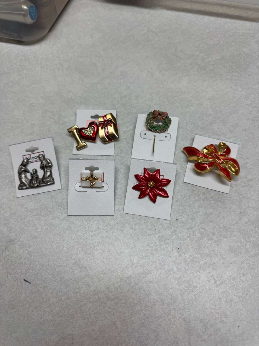 pins and brooches